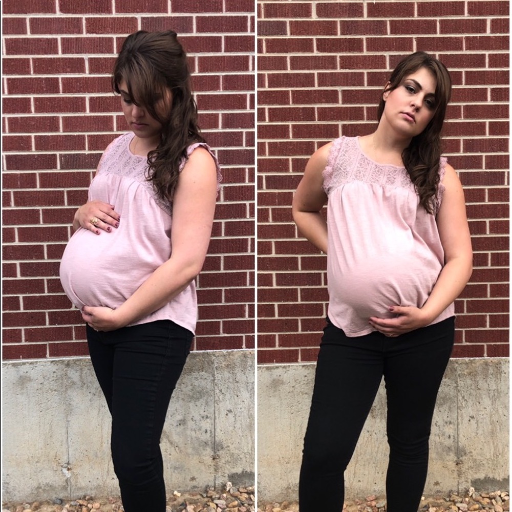 Gap Maternity Sleeveless Blouse